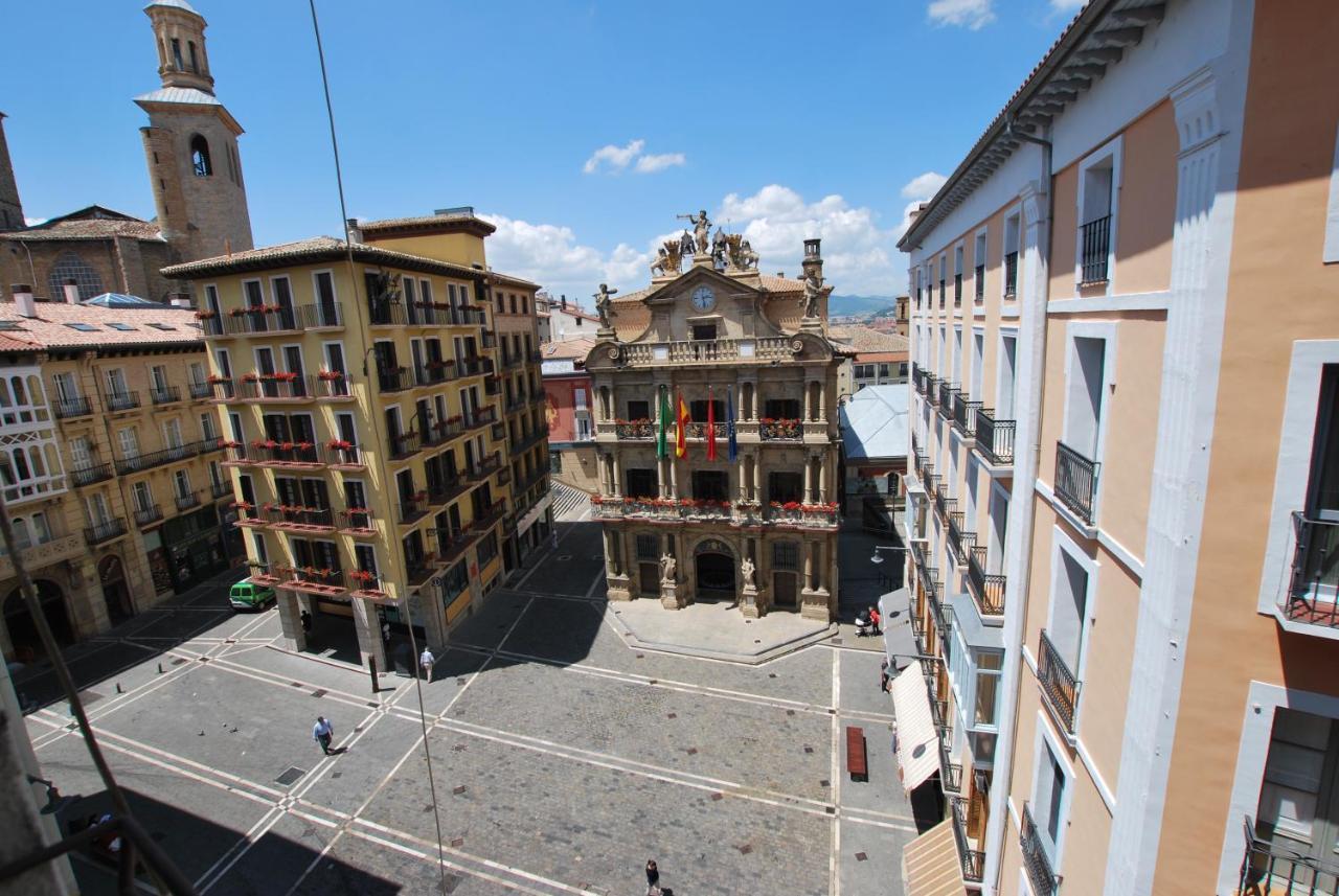 Casa De San Fermines Apartment Пампона Екстериор снимка