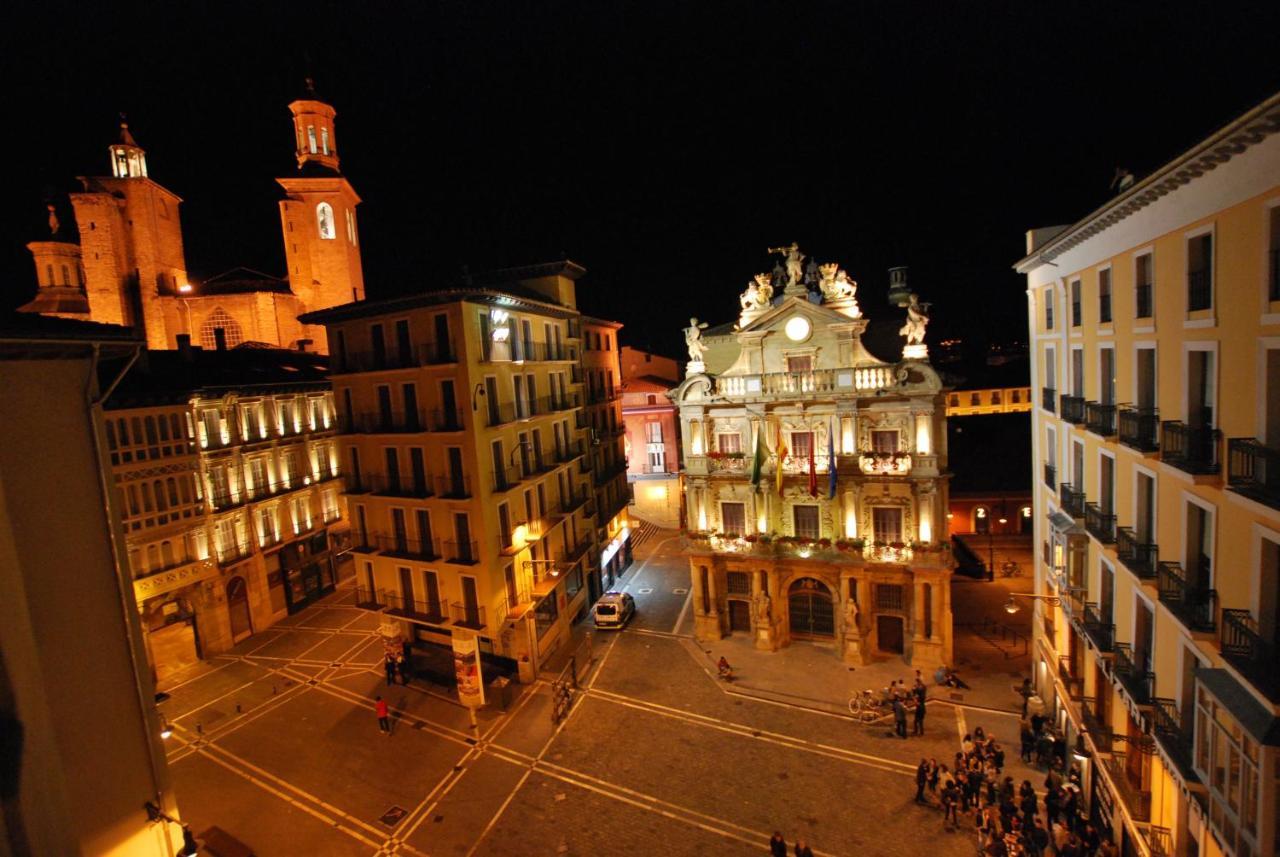Casa De San Fermines Apartment Пампона Екстериор снимка